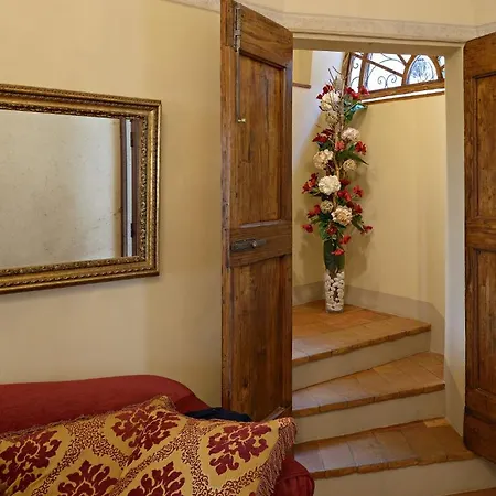 Oda ve Kahvaltı Casa Torre Margherita 2*